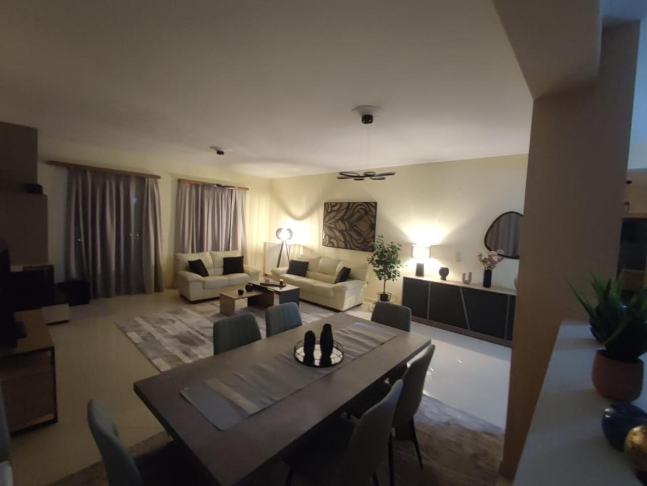 Sunset View Apartment *